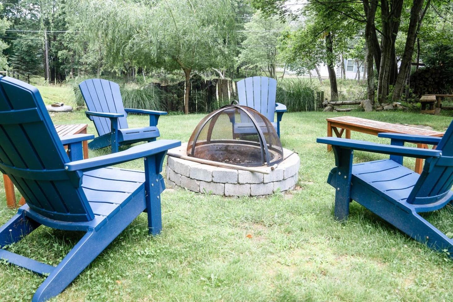 Holiday home Cozy Pocono Home- Lake, Hot Tub, Waterpark, Hiking Long Pond
