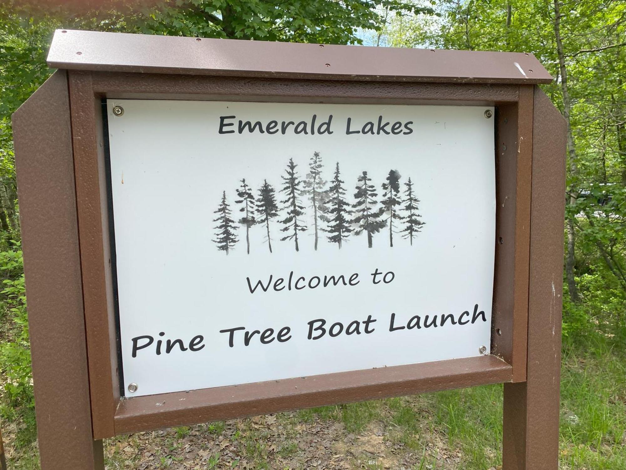 Cozy Pocono Home- Lake, Hot Tub, Waterpark, Hiking Holiday home Long Pond