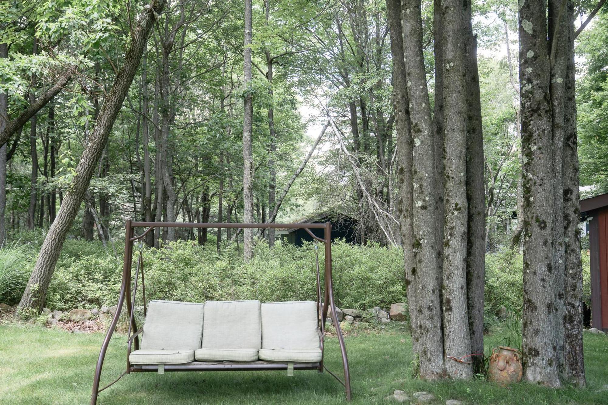 Cozy Pocono Home- Lake, Hot Tub, Waterpark, Hiking Holiday home Long Pond