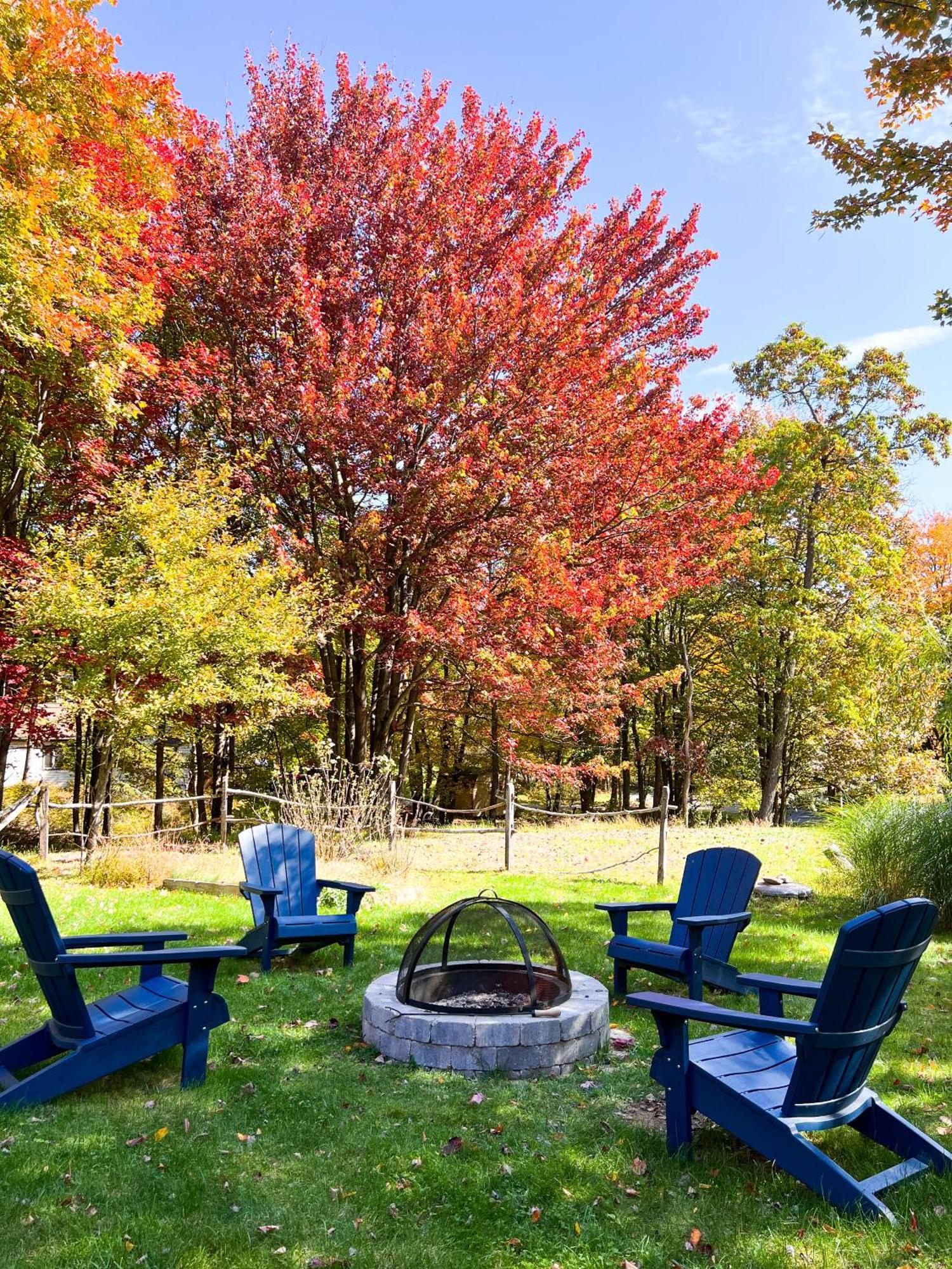Holiday home Cozy Pocono Home- Lake, Hot Tub, Waterpark, Hiking *